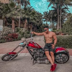 Meet your Posher, Steven